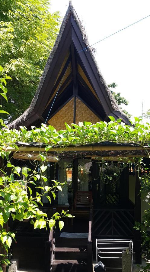 Ana Warung & Bungalows Гілі-Мено Екстер'єр фото