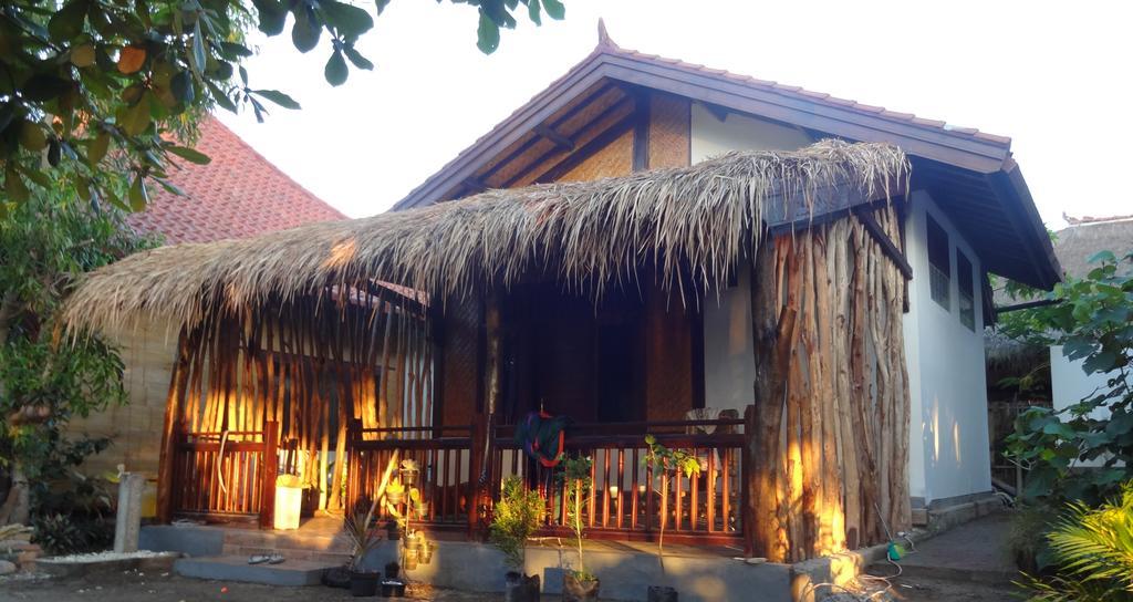 Ana Warung & Bungalows Гілі-Мено Екстер'єр фото