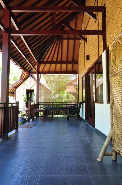 Ana Warung & Bungalows Гілі-Мено Екстер'єр фото